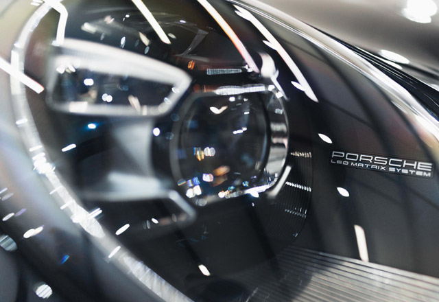 Porsche - soluciones centradas en el cliente para la transformación hacia una experiencia de coche digital