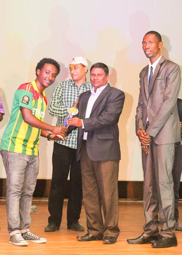 Ethiopia Rep receiving first prize for Pecha Kucha presentation Ethiopia Rep receiving first prize for Pecha Kucha presentation