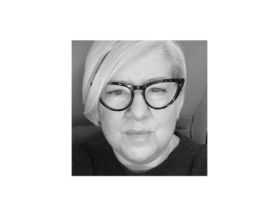 Quote from Dee Wauchope, Organization Transformation Principal, Thoughtworks Photo headshot of Dee Wauchope, Organization Transformation Principal, Thoughtworks
