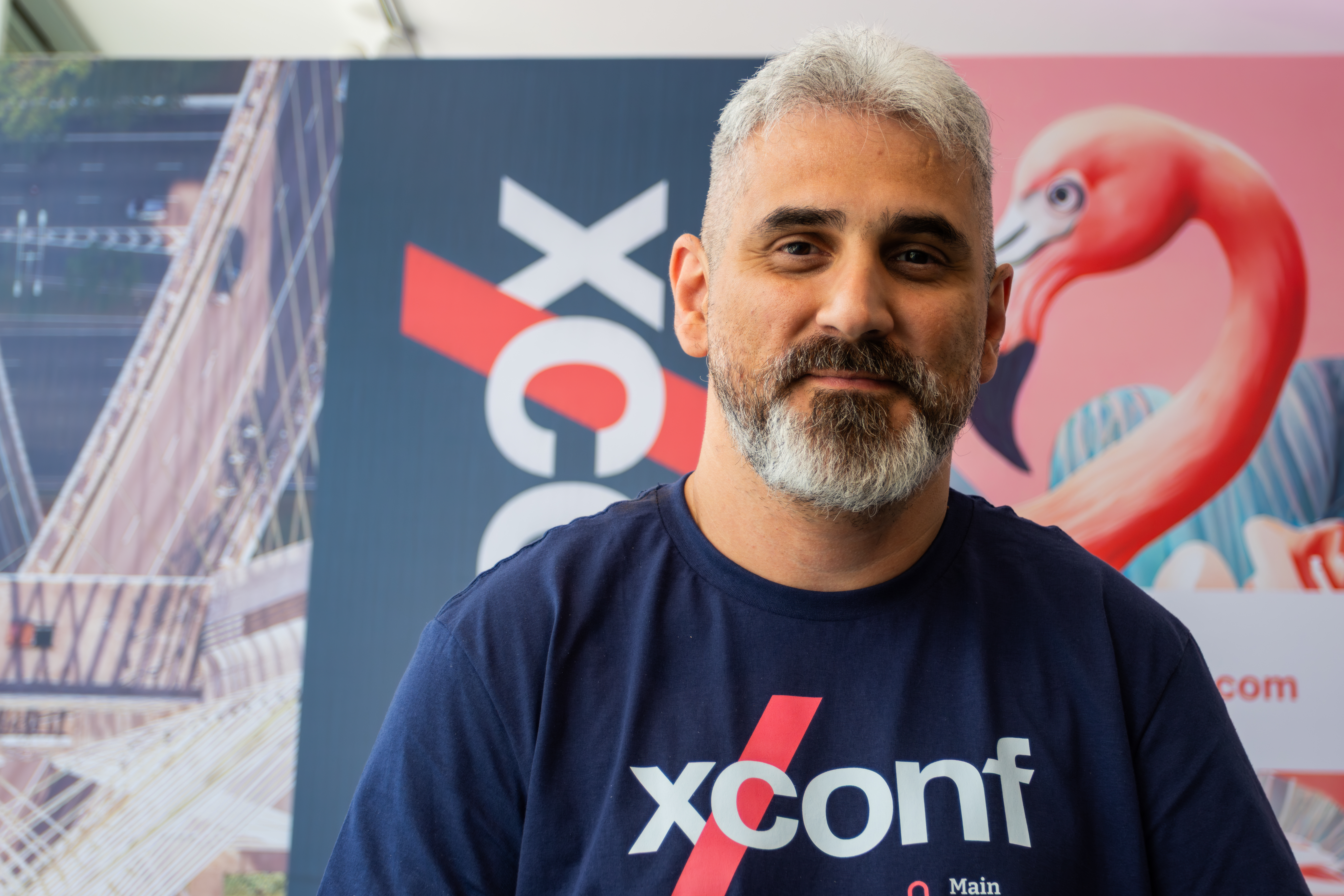 Headshot of André Almeida