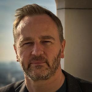 Tom Glover Tom Glover